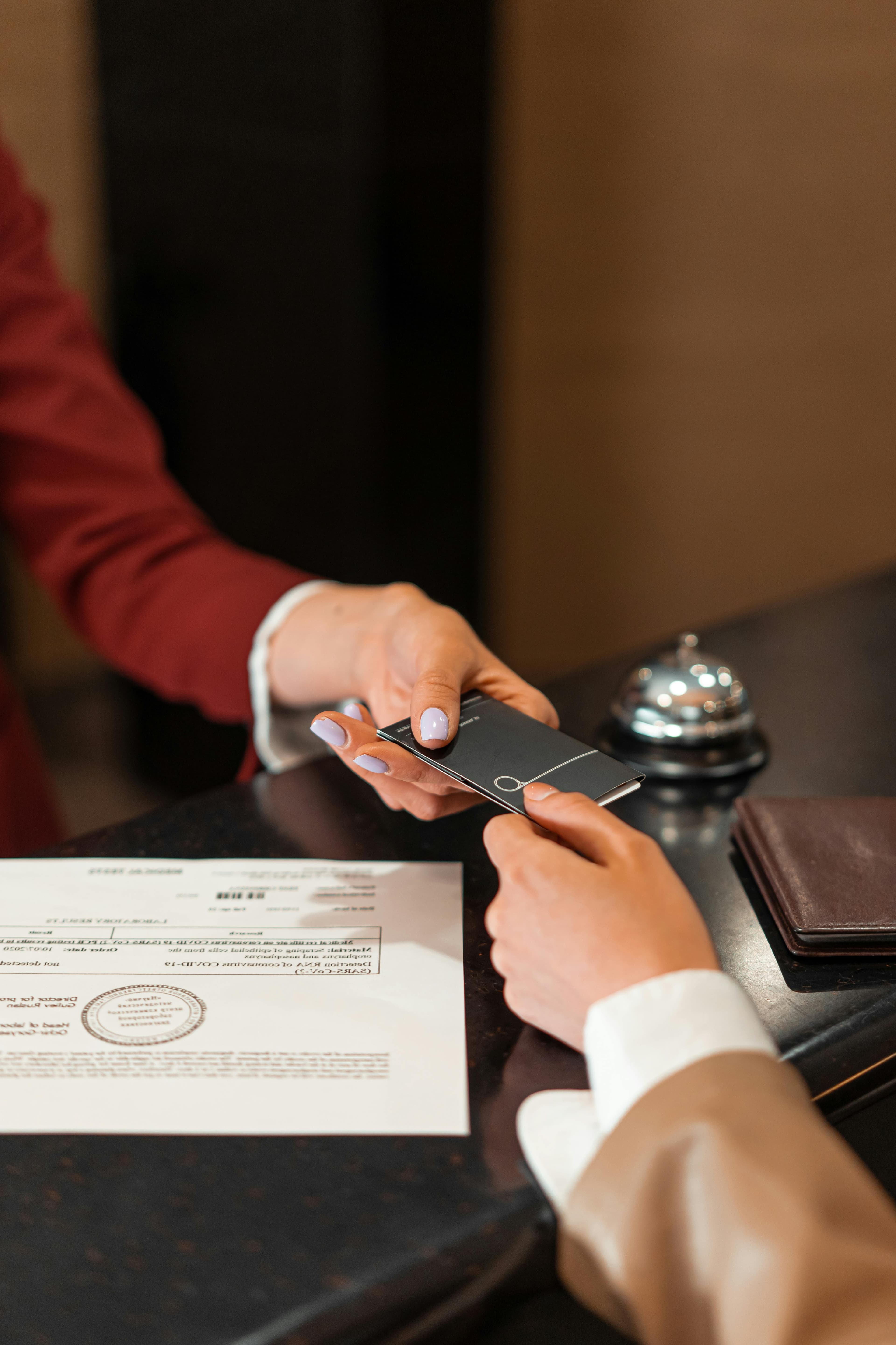 AI Concierge สำหรับโรงแรม: มันคืออะไร ทำงานอย่างไร และเหตุผลที่สำคัญในปี 2026